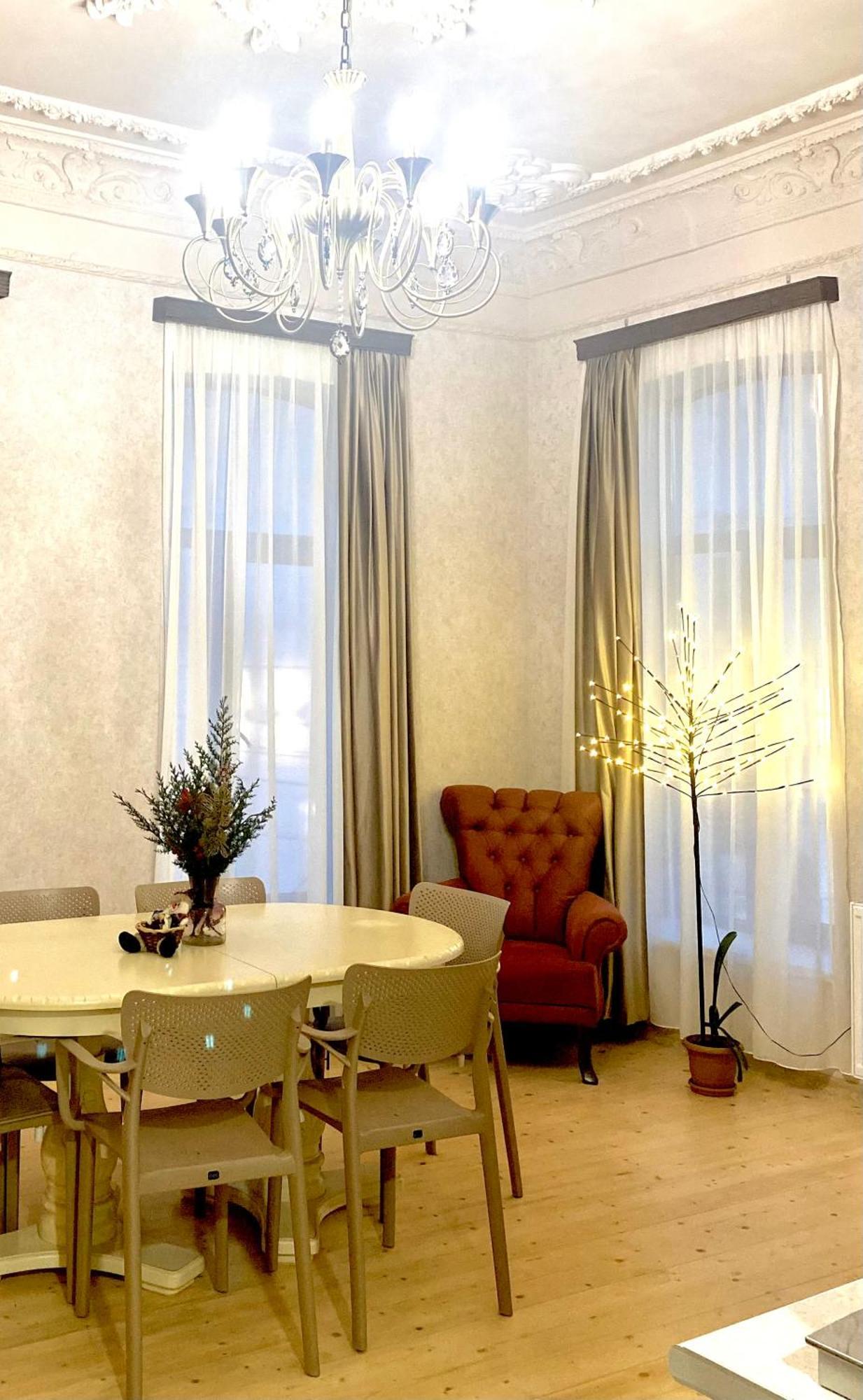 Moedani-Very Center Apartments In 쿠타이시 외부 사진